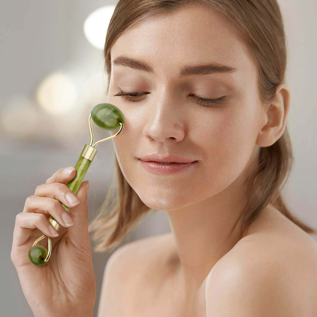 Facial Massage Roller. Natural Jade.